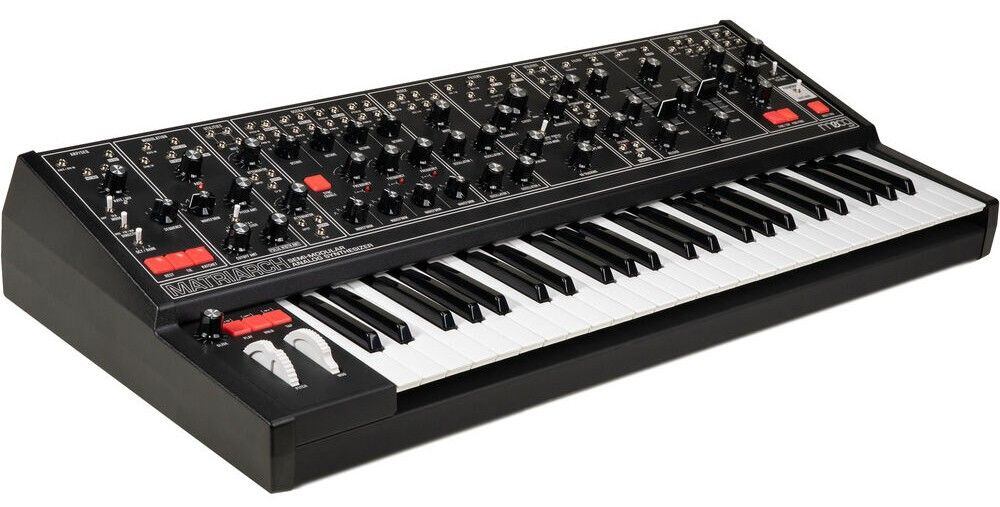 Moog Matriarch Dark